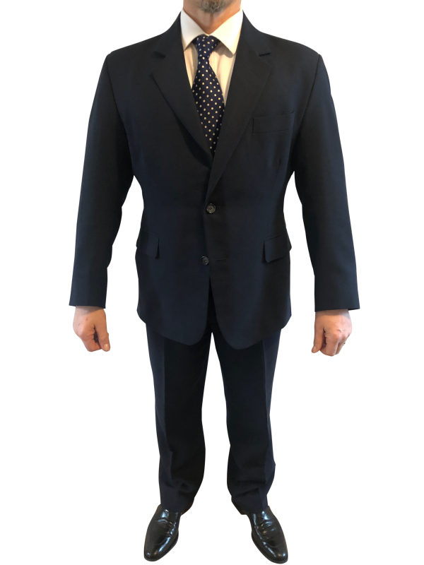 Single breasted 3 button close custom-made suit